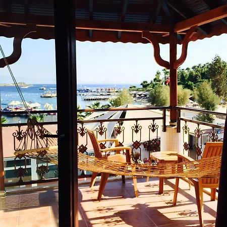 酒店 Comfy With Shared Pool Near 博德鲁姆
