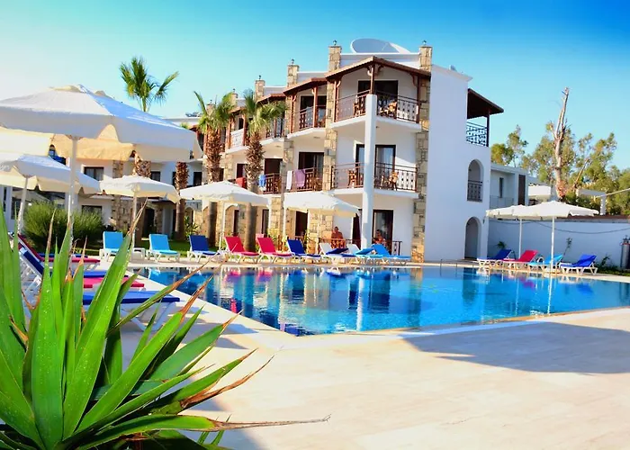 Comfy With Shared Pool Near 3* Αλικαρνασσός