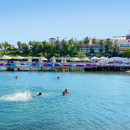 Comfy With Shared Pool Near 3*