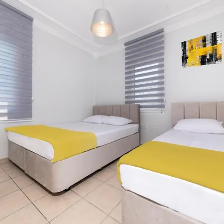 Comfy With Shared Pool Near Szálloda