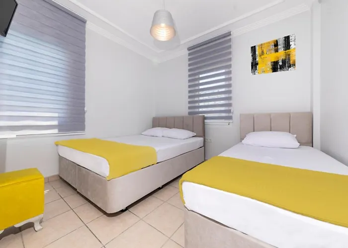 Comfy With Shared Pool Near Szálloda